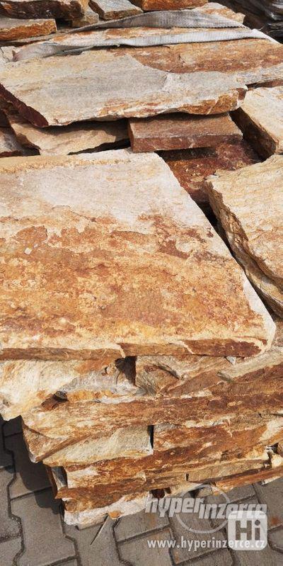 Velkoformátová dlažba, šlapáky, dlažba, obklad - foto 4