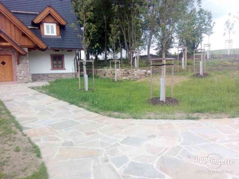 Velkoformátová dlažba, šlapáky, dlažba, obklad - foto 2