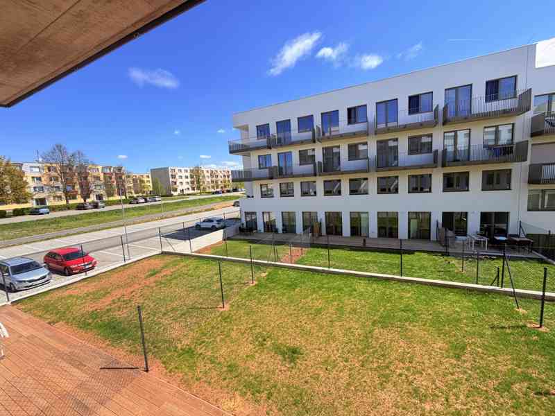 PRODEJ BYTU OV 2+KK SE SKLEPEM A VLASTNÍM PARKOVACÍM STÁNÍM  - foto 8