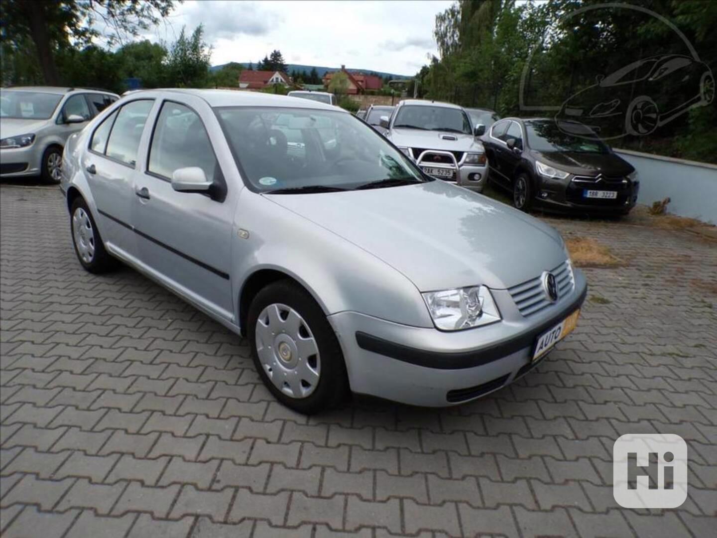 Volkswagen Bora 1,4 16V KLIMATIZACE - foto 1