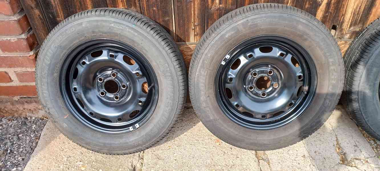 Zánovní letní komplet Bridgestone 175/70 R14 Fabia Rapid - foto 3