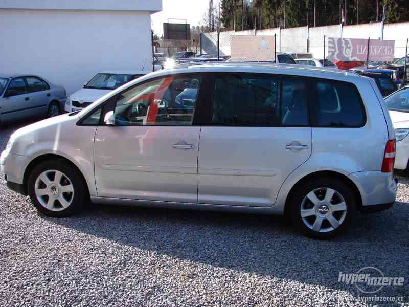 VW Touran 1.6i (85 KW) Elegance r.v.2004 - foto 3