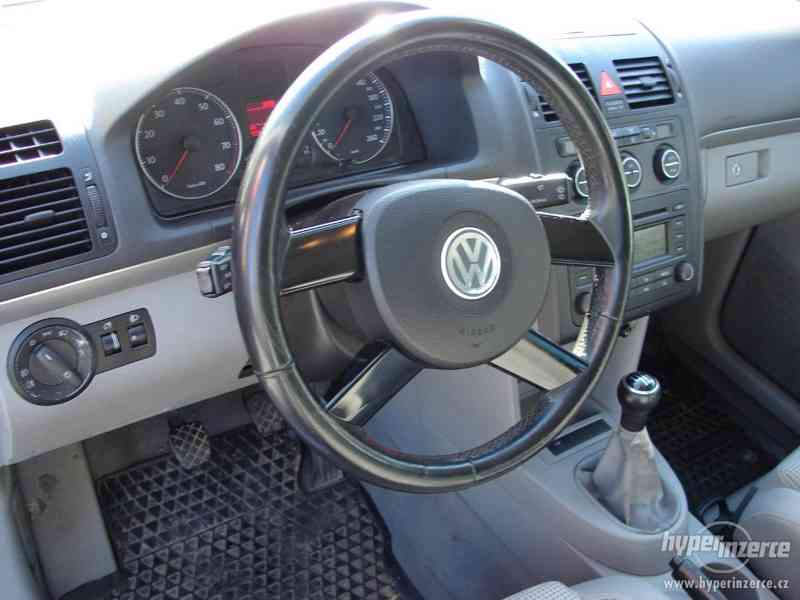 VW Touran 1.6i (85 KW) Elegance r.v.2004 - foto 5