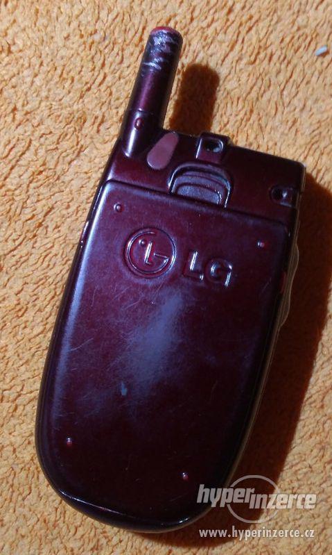 Véčko mobil LG C1200 - včetně nabíječky!!! - foto 8