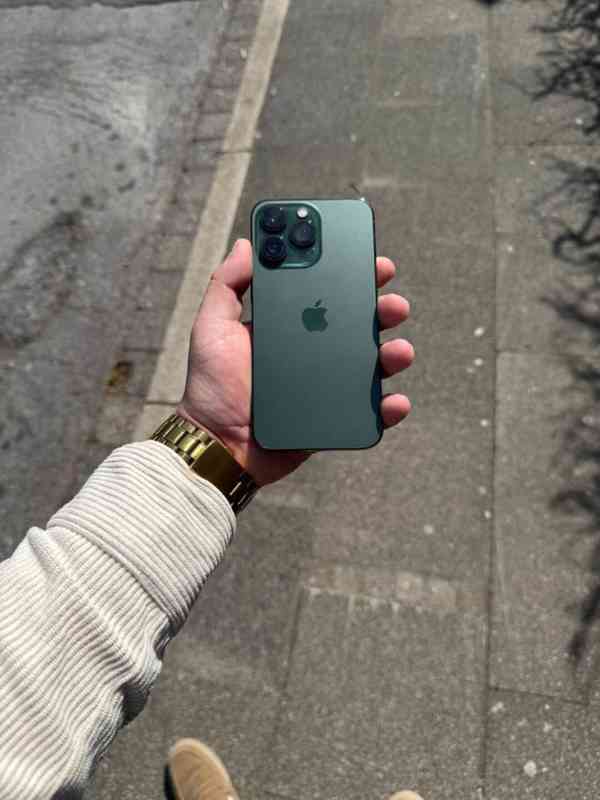 iPhone 13 Pro, Alpine Green, 256GB - TOP STAV - foto 1