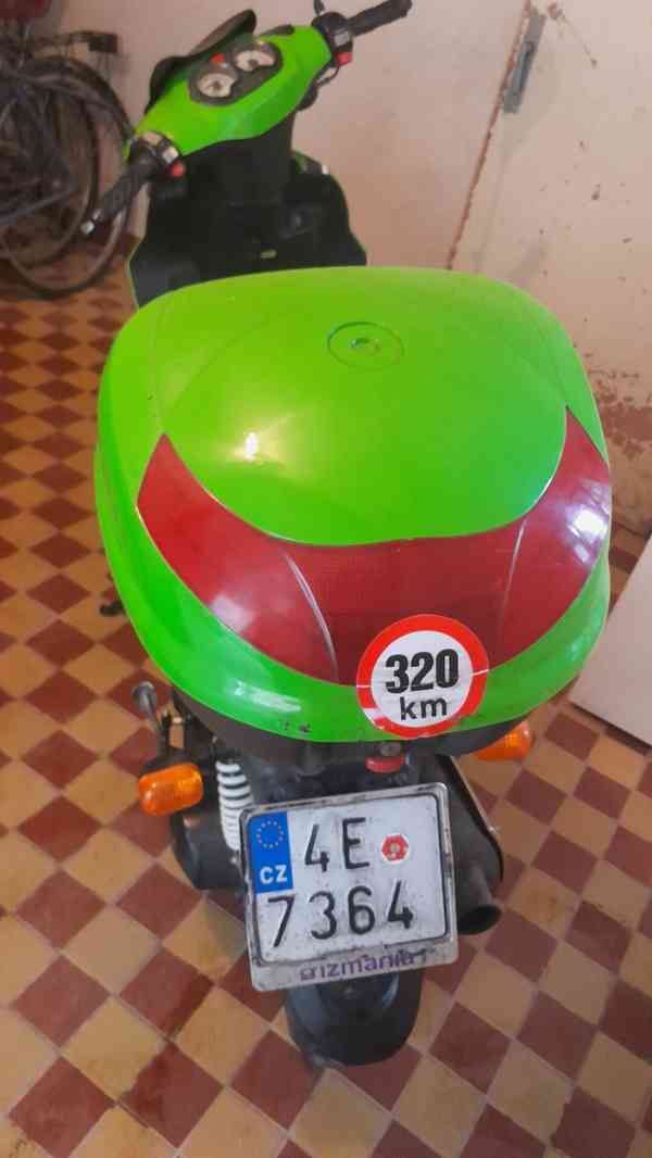 Skútr Jonway 50ccm 1.8kw - foto 2