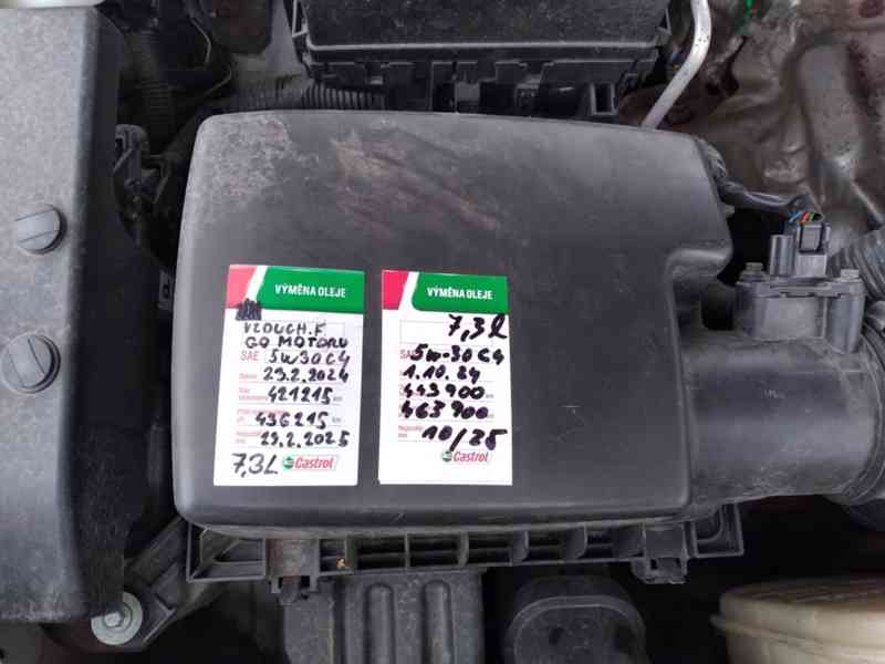 NISSAN NAVARA NP300 2.3 dCi MANUÁL 120kW - foto 33