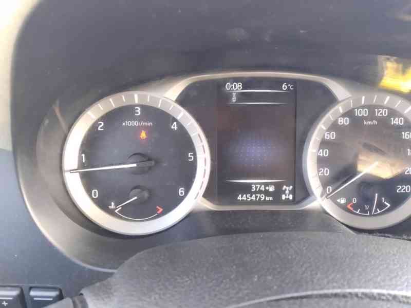 NISSAN NAVARA NP300 2.3 dCi MANUÁL 120kW - foto 26