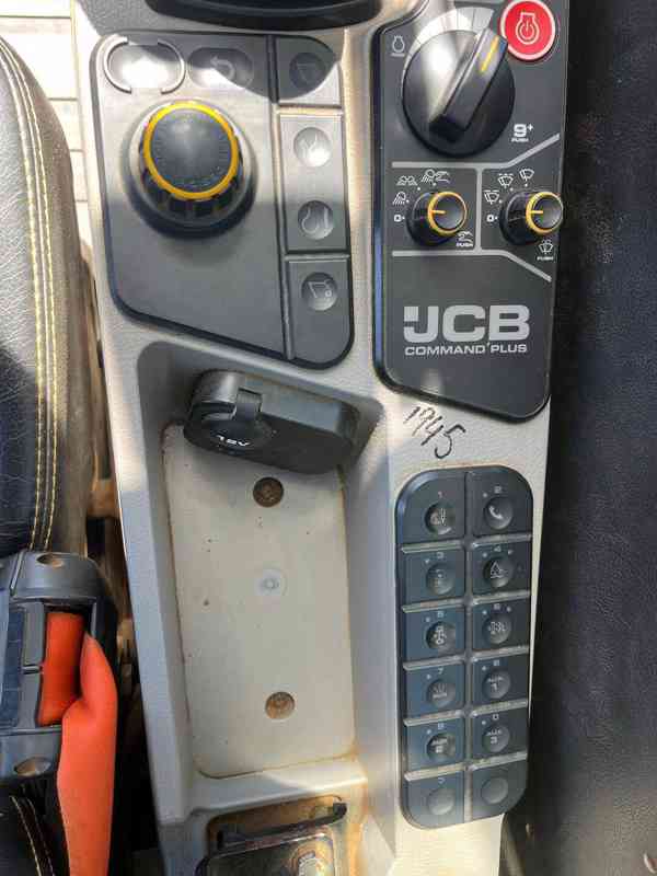 Pásové rypadlo JCB 220 XL (Možnost leasingu) - foto 9