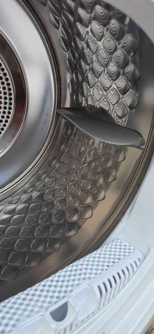 VYSTAVENÁ sušička AEG TR9394C 9000 AbsoluteCare® Plus 3DScan - foto 9