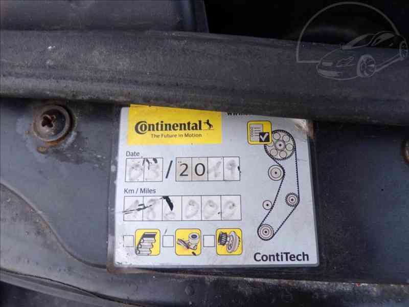 Audi A4 2,0 i AUTOMAT,TAŽNÉ ZAŘ. - foto 16