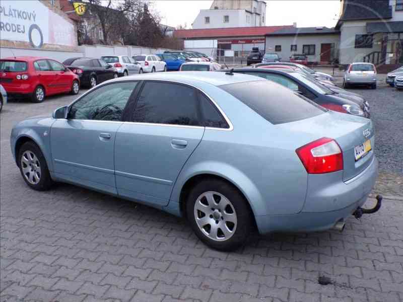 Audi A4 2,0 i AUTOMAT,TAŽNÉ ZAŘ. - foto 4