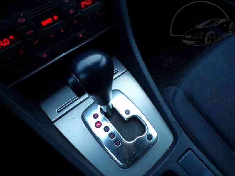 Audi A4 2,0 i AUTOMAT,TAŽNÉ ZAŘ. - foto 8