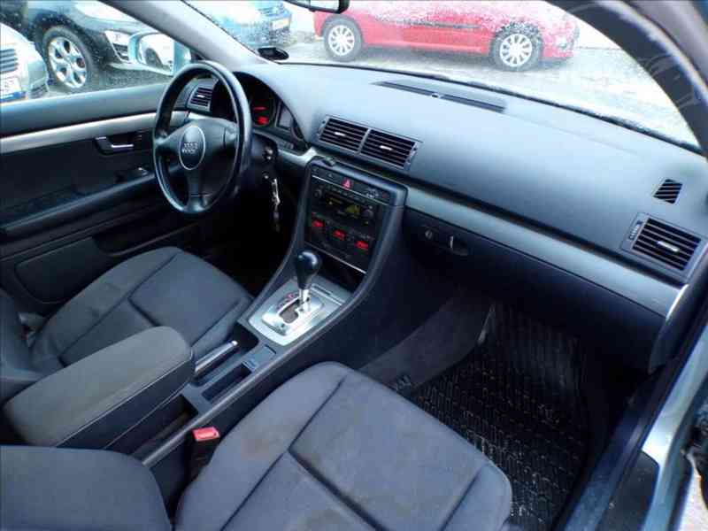 Audi A4 2,0 i AUTOMAT,TAŽNÉ ZAŘ. - foto 13