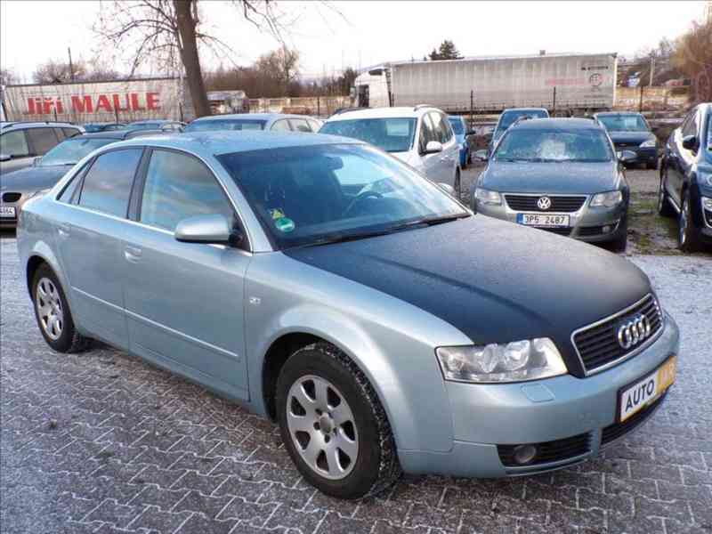 Audi A4 2,0 i AUTOMAT,TAŽNÉ ZAŘ. - foto 1