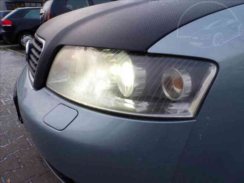 Audi A4 2,0 i AUTOMAT,TAŽNÉ ZAŘ. - foto 17