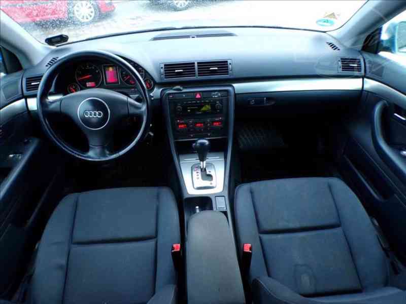 Audi A4 2,0 i AUTOMAT,TAŽNÉ ZAŘ. - foto 5