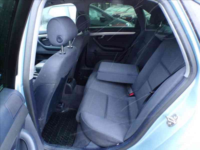 Audi A4 2,0 i AUTOMAT,TAŽNÉ ZAŘ. - foto 10
