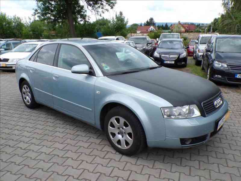 Audi A4 2,0 i AUTOMAT,TAŽNÉ ZAŘ. - foto 1