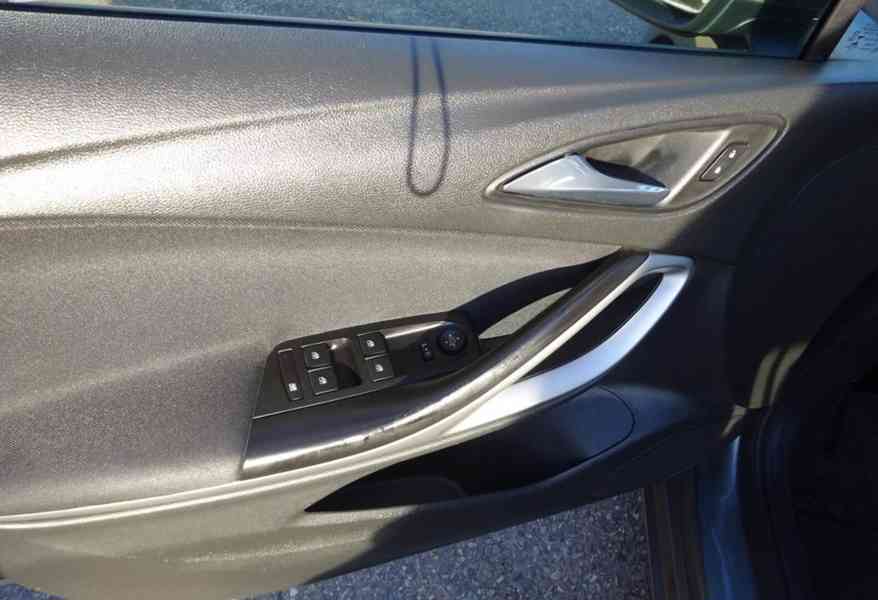 Opel Astra 1.6 CRDI r.v.2018 (81 kw) Koupeno v ČR - foto 6