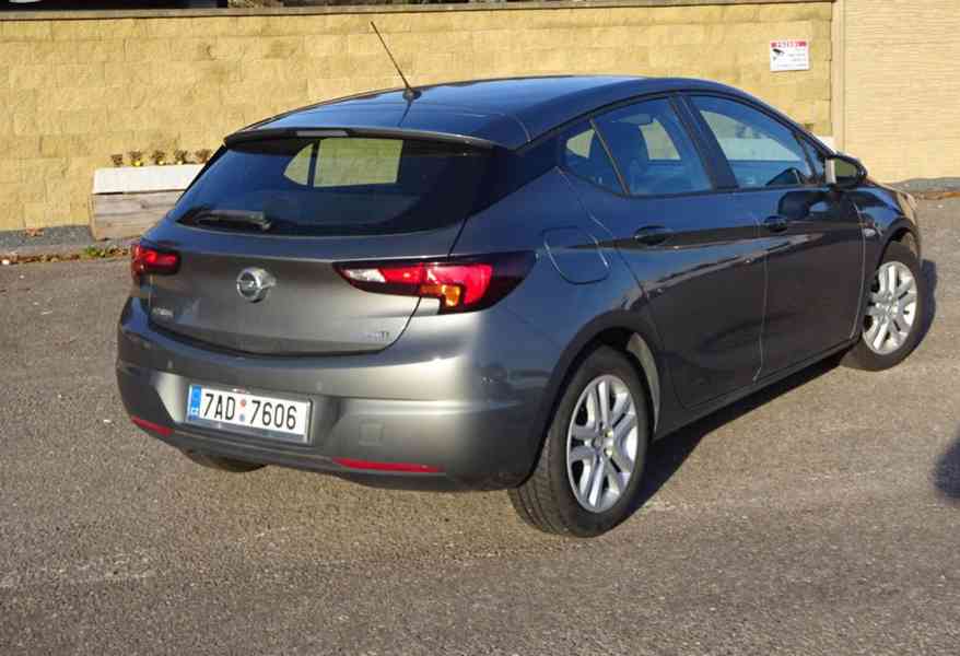 Opel Astra 1.6 CRDI r.v.2018 (81 kw) Koupeno v ČR - foto 4