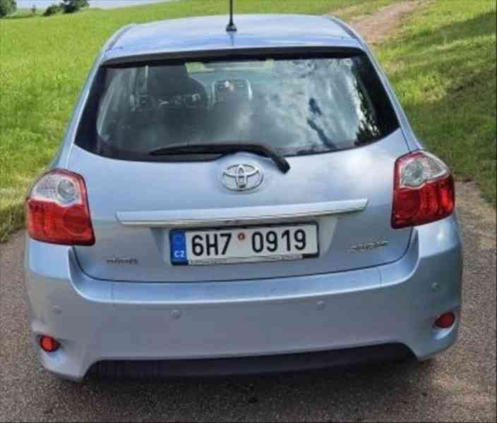 Toyota Auris 1,6   Valvematic 96KW - foto 9