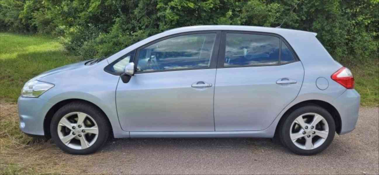 Toyota Auris 1,6   Valvematic 96KW - foto 2