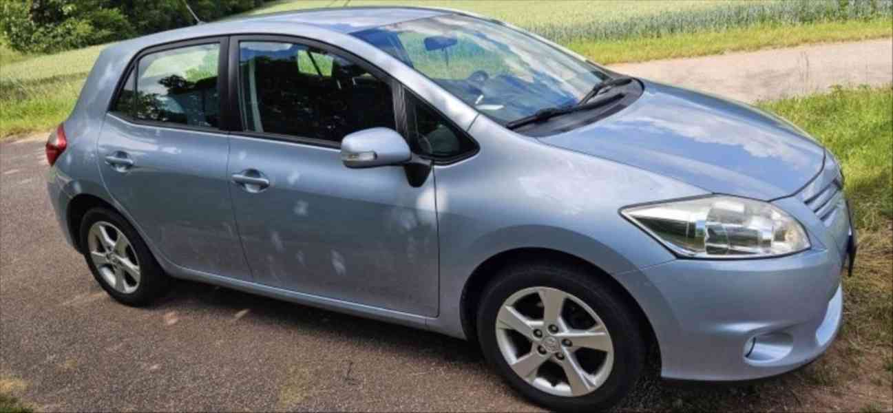 Toyota Auris 1,6   Valvematic 96KW - foto 4