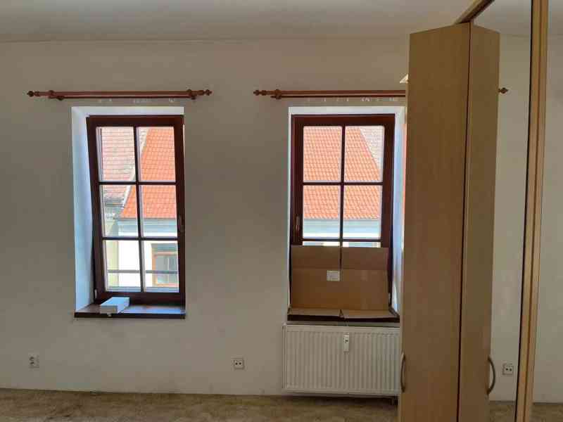 Pronájem bytu 2+1 58 m² - foto 7