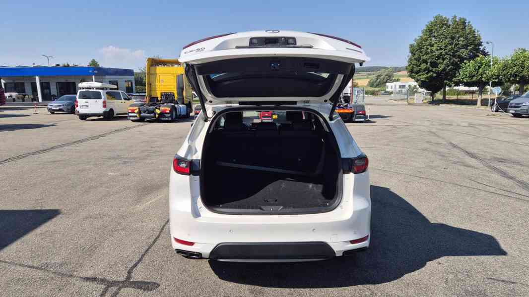 MAZDA CX-60 3.3 e-Skyactiv D254 mHEV AWD aut. Homura - foto 7