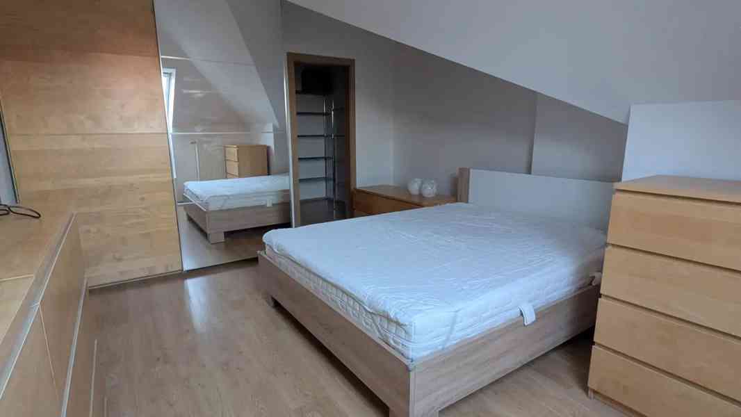 Pronájem bytu 2+kk 62 m² - foto 9