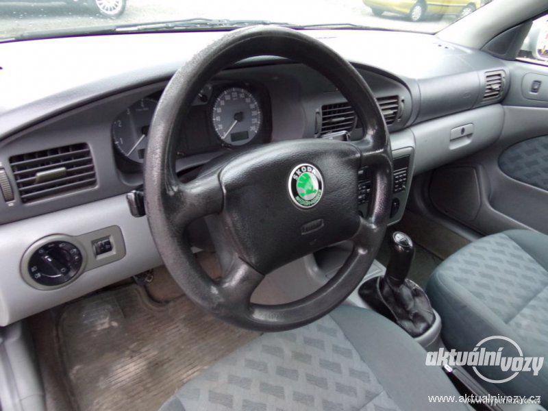 Škoda Octavia 1.6, plyn, vyrobeno 1997, el. okna, STK, centrál, klima - foto 11