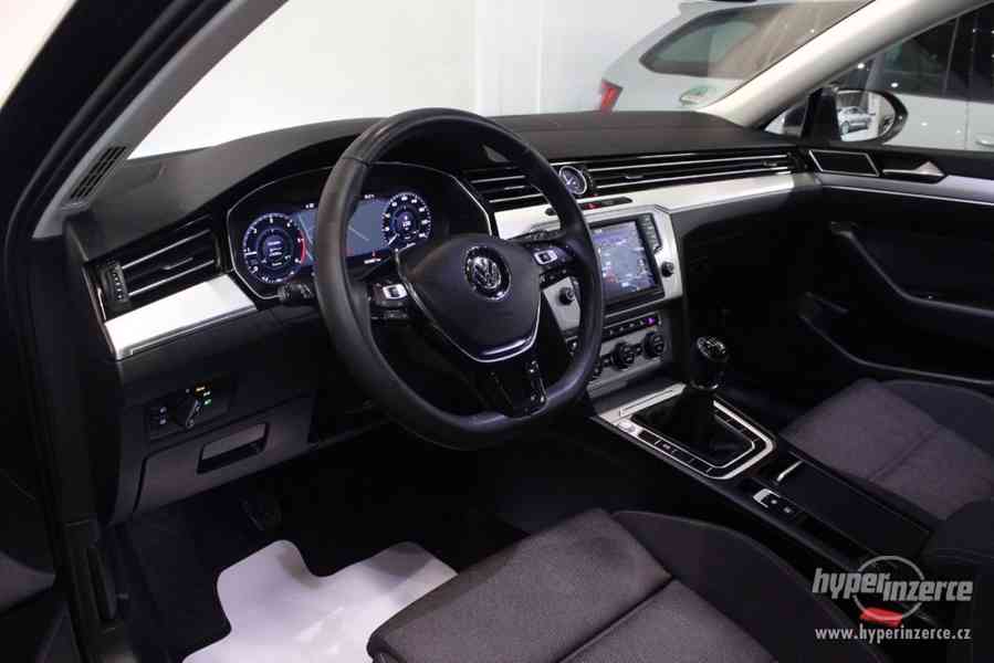 VW Passat B8 2.0 TDI DSG Info display-Panorama - foto 22
