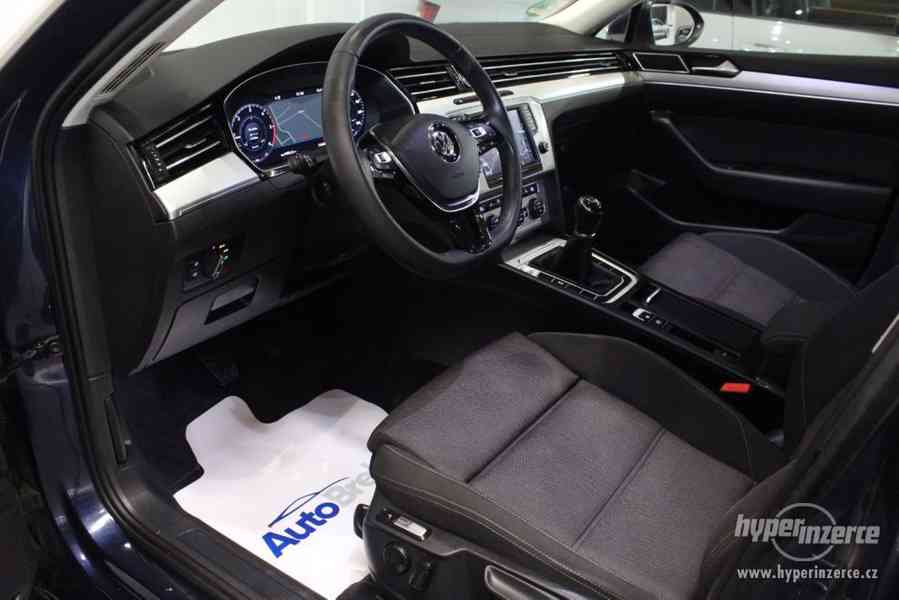VW Passat B8 2.0 TDI DSG Info display-Panorama - foto 23