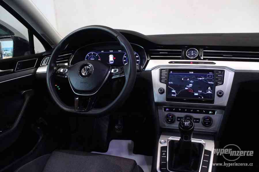 VW Passat B8 2.0 TDI DSG Info display-Panorama - foto 33