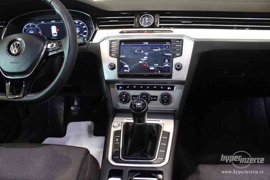 VW Passat B8 2.0 TDI DSG Info display-Panorama - foto 34