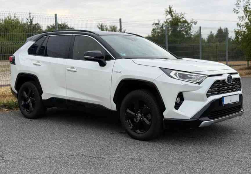 Toyota Rav4, 2.5 Hybrid 131kW - foto 2