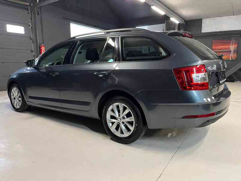 Škoda Octavia - foto 15