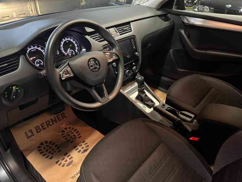 Škoda Octavia - foto 13