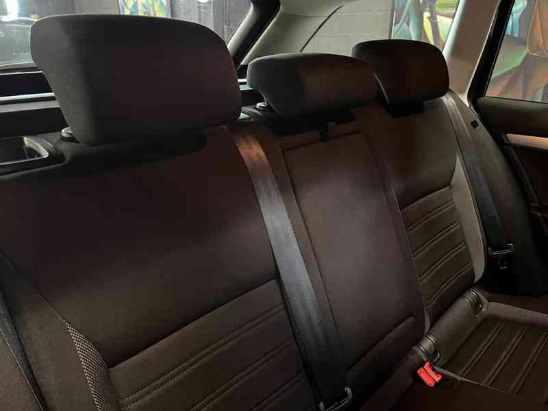 Škoda Octavia - foto 5