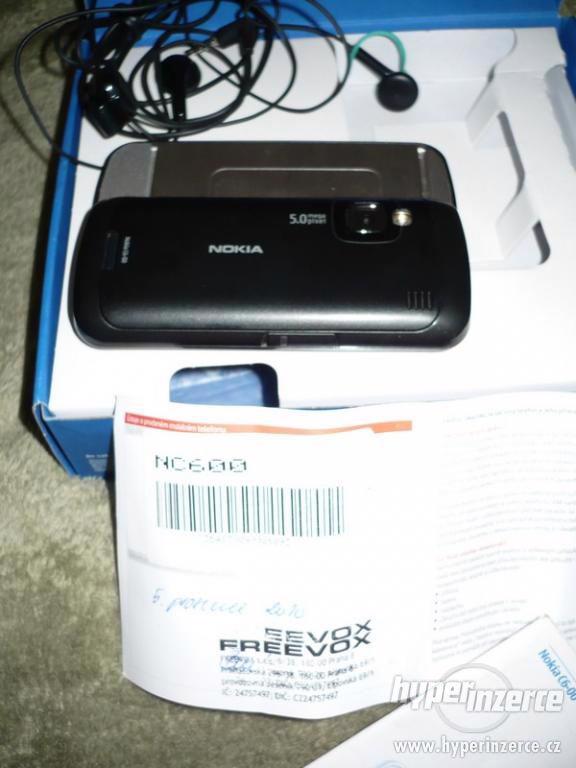 Nokia C6-00  ,5Mpx ,TOP STAV ,QWERTY - foto 2