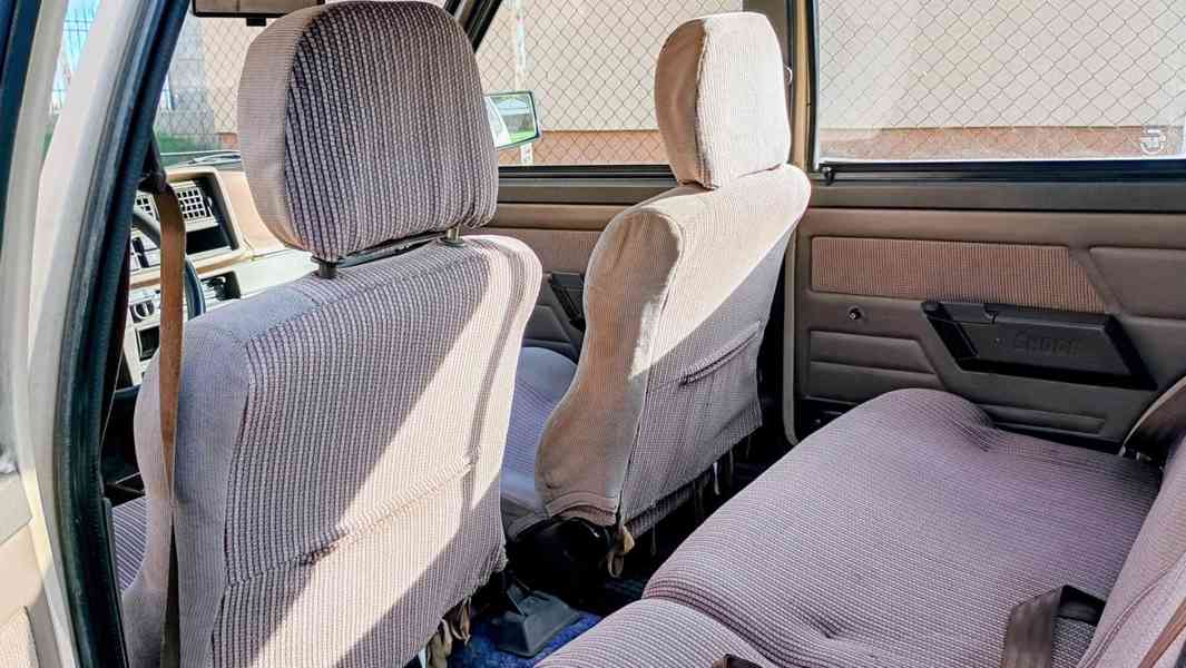 Prodám Škodu Favorit 136 LS 46 kW z roku 1990 - foto 9