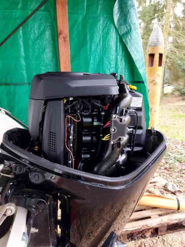 Lodní motor Mercury F115 ELPT EFI - foto 3
