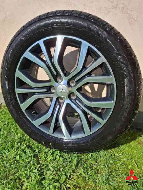 Mitsubishi 18" originální letní sada