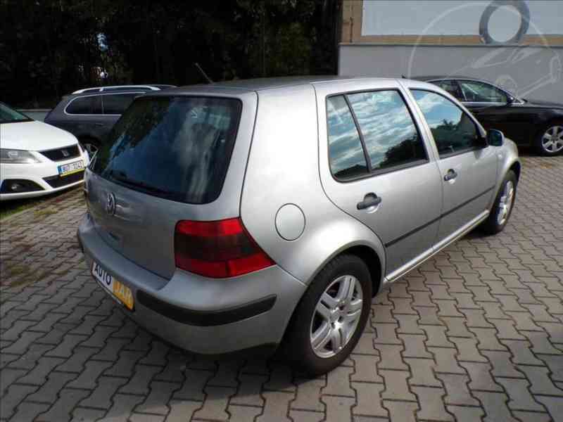 Volkswagen Golf 1,4 16V KLIMATIZACE - foto 4
