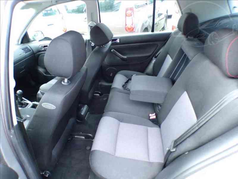 Volkswagen Golf 1,4 16V KLIMATIZACE - foto 8