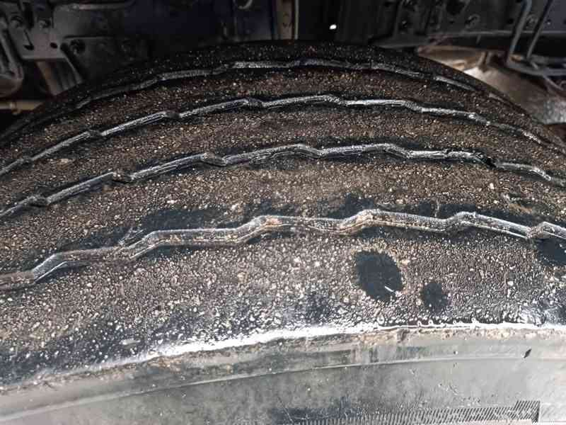 IVECO AD360X48Z HR OFF 8x4 sklápěč VS Mont S3 - foto 12