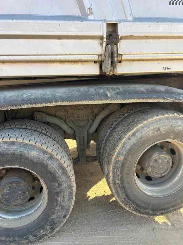 Sklápěč VOLVO FMX 540 8x4 BORDMATIC / TAŽNÉ / 4. ZVEDAČKA - foto 12
