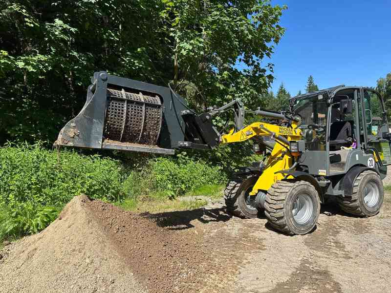 Prosévací lžíce. třídící lopata, třídička na bagr - foto 9