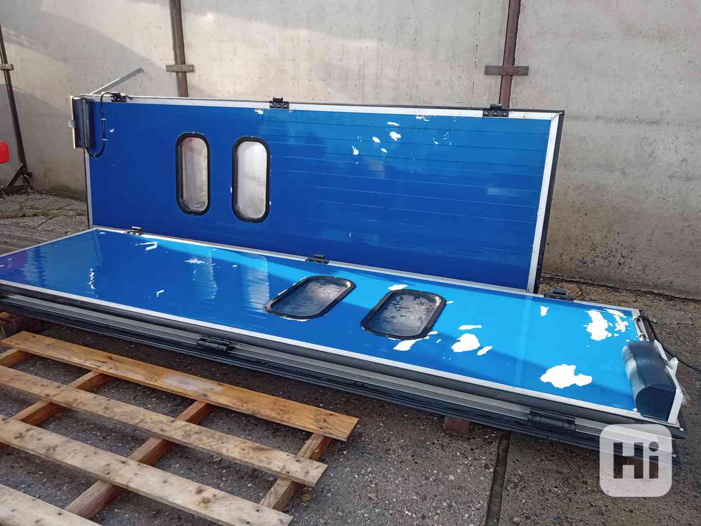 třídílné sekční vrata - foto 1